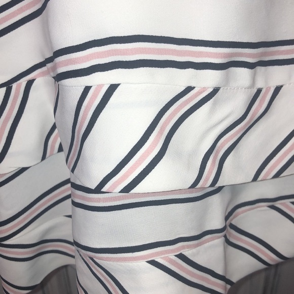 Belle Vere Sleeveless Double Layer A- Line Round Neck Top Size Medium - Picture 4 of 11